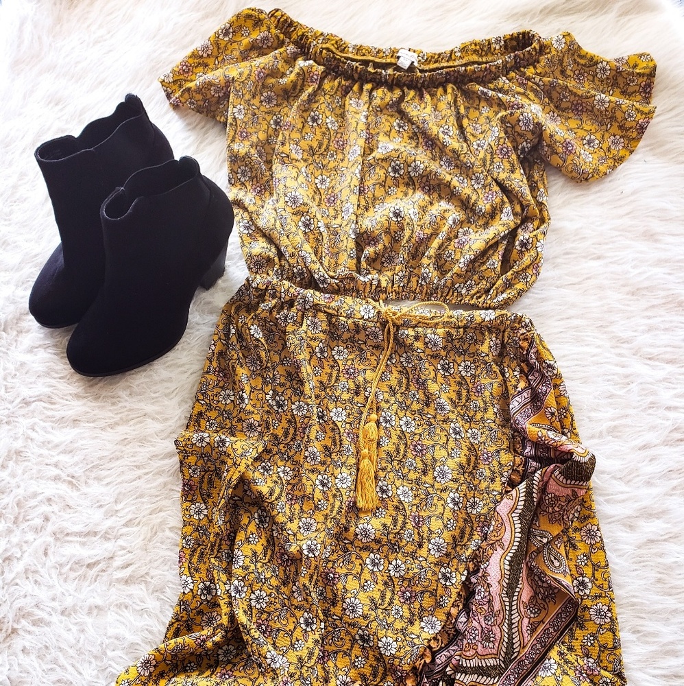 2 piece Skirt/Croped top Mustard Yellow sz S
